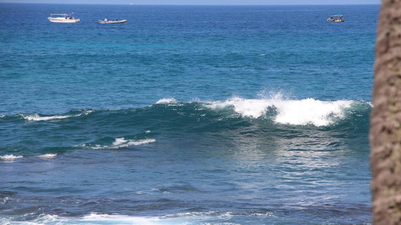 Oceanfront-Incredible Views, Surf Break & Romantic Sunsets At Bali Kai 223 Kailua-Kona Exterior foto