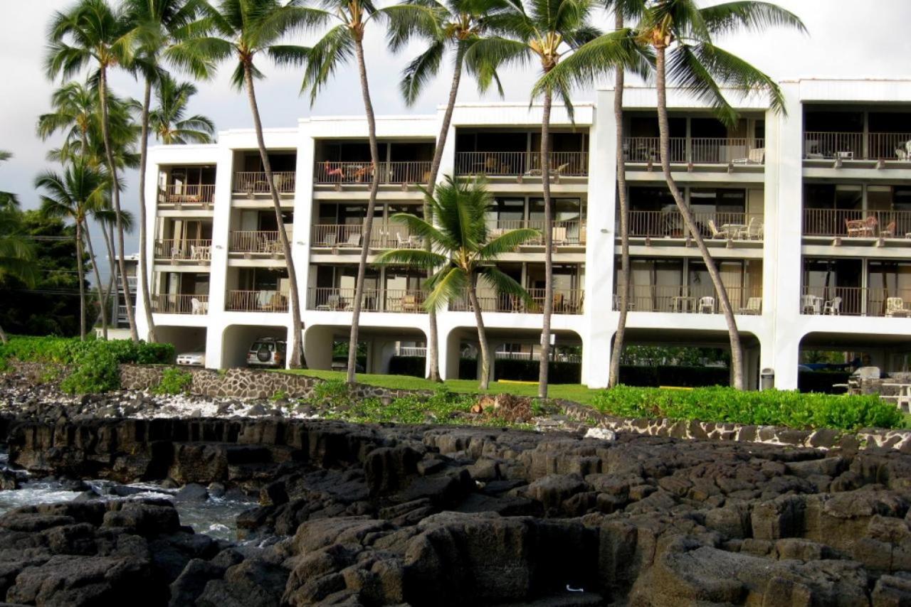 Oceanfront-Incredible Views, Surf Break & Romantic Sunsets At Bali Kai 223 Kailua-Kona Exterior foto